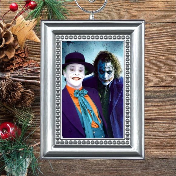 The Joker Batman Supervillain Christmas‎ Tree Ornament - Picture 1 of 3